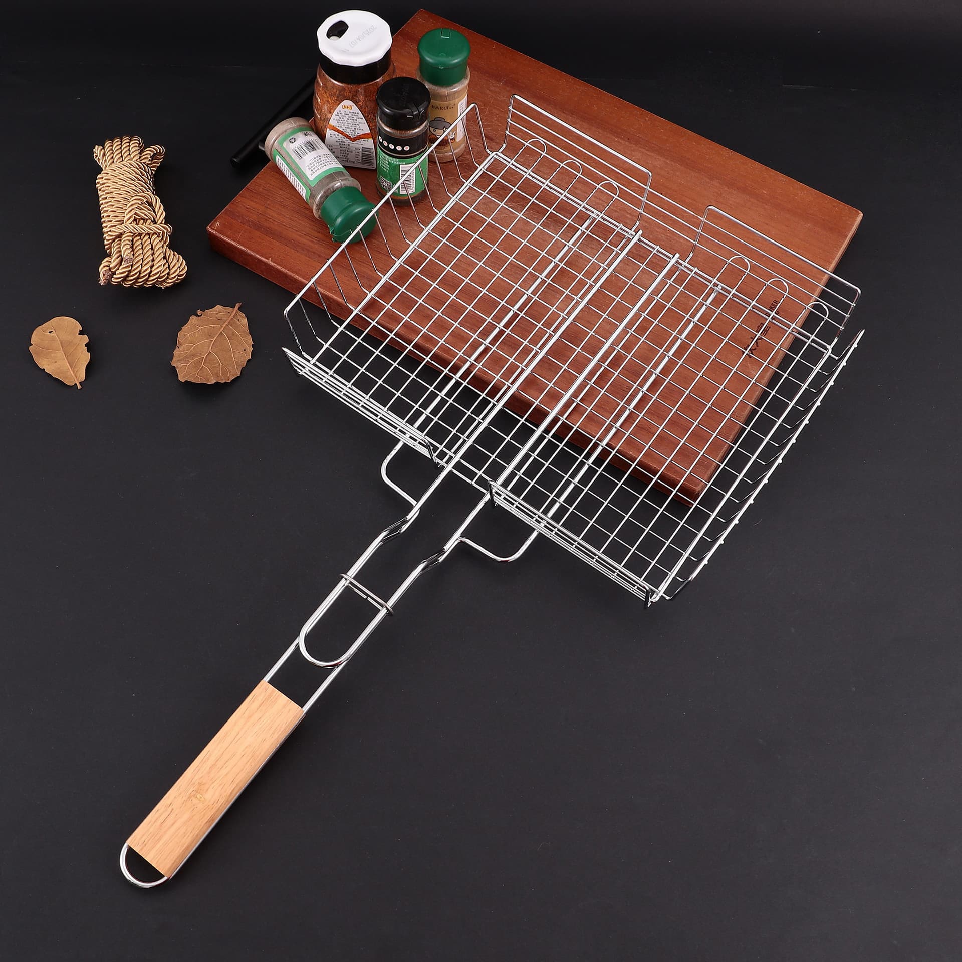 Three-Layer Vertical BBQ Grill Net Electroplated Square Meat and Fish Clamp Portable BBQ Camping Tool Rack