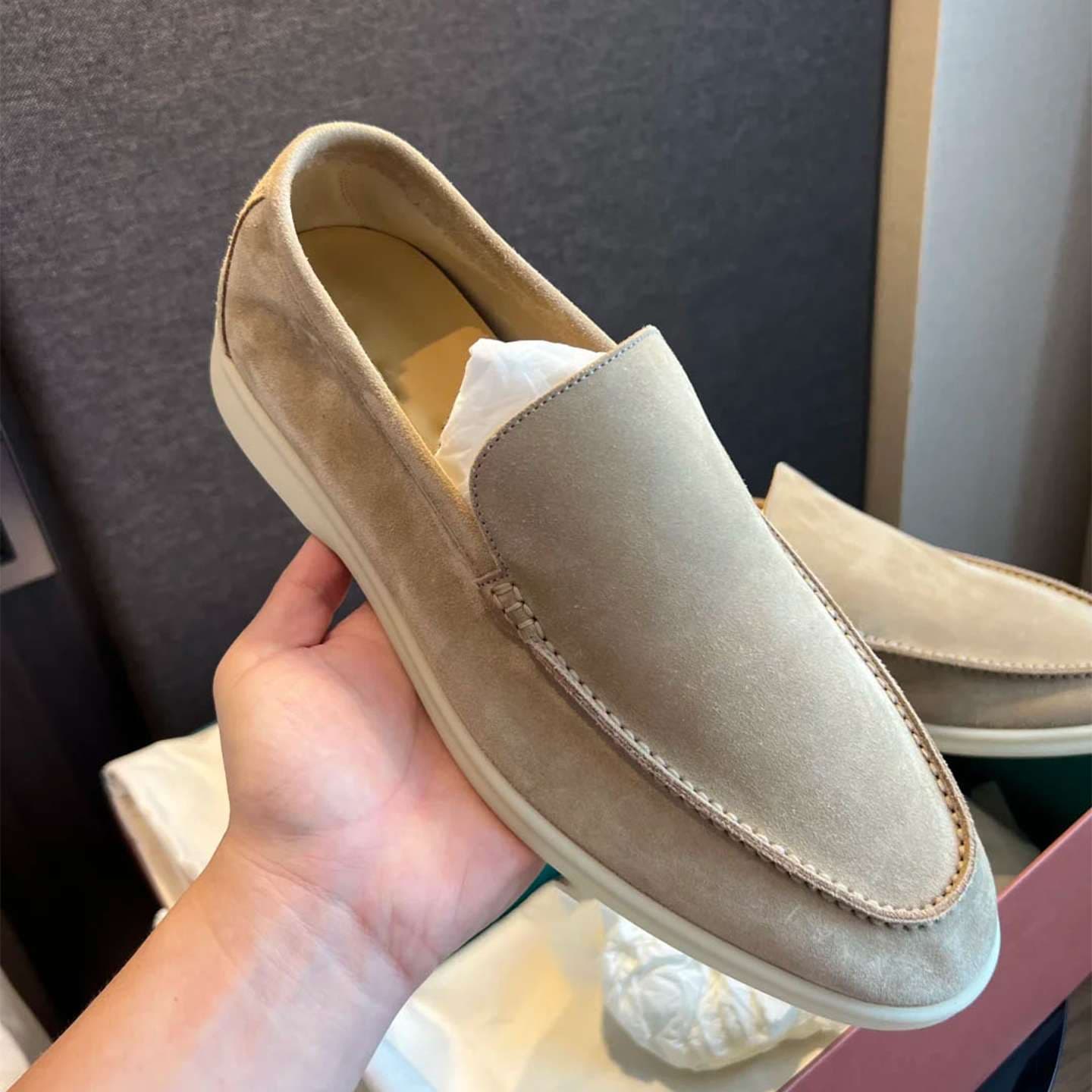 Old Money Style Loafers for Men, Thick Sole Slip-On, Minimalist Design, Commuter Casual Versatile Driving Shoes
