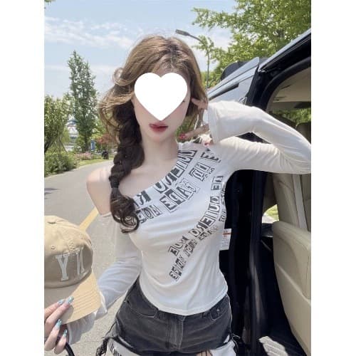 Designer Off-Shoulder Letter Print Long-Sleeve T-Shirt for Women, Casual Cropped Versatile Unique Chic Sexy Top