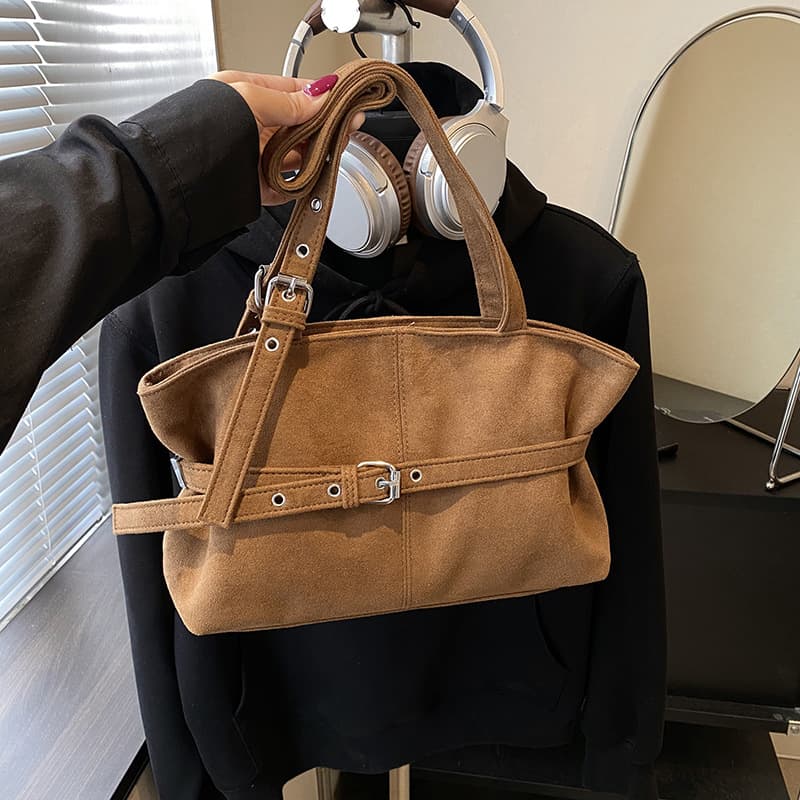Bags for women 2025 new high-end commuter tote bag retro shoulder bag motorcycle large capacity tote bag