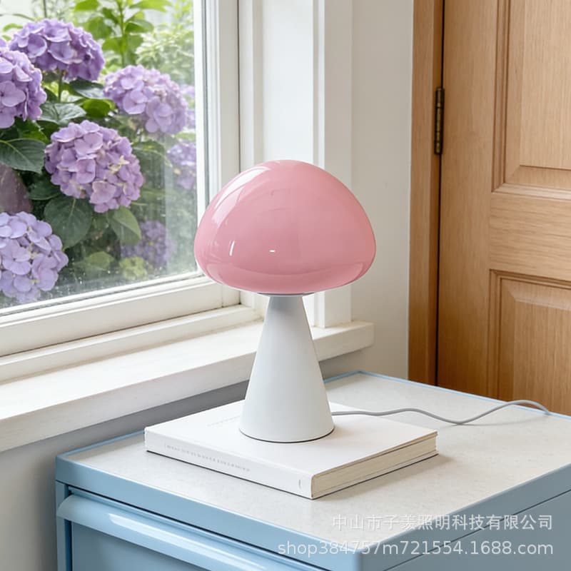 Medieval Bauhaus mushroom table lamp cone base desktop night light light luxury bedroom atmosphere bedside lamp