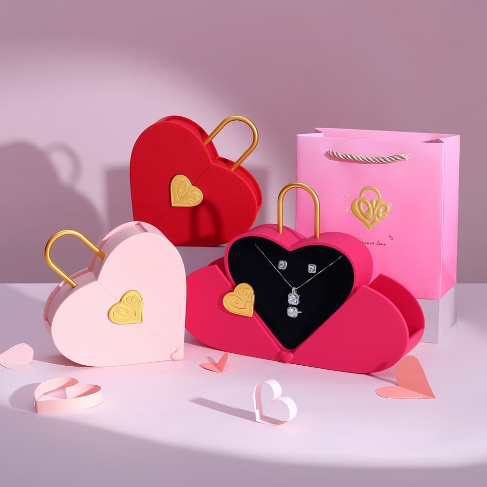 Creative Heart-Shaped Handbag Gift Box New Valentine's Day Jewelry Box in Stock Ring Pendant Accessory Box Lipstick Gift Box