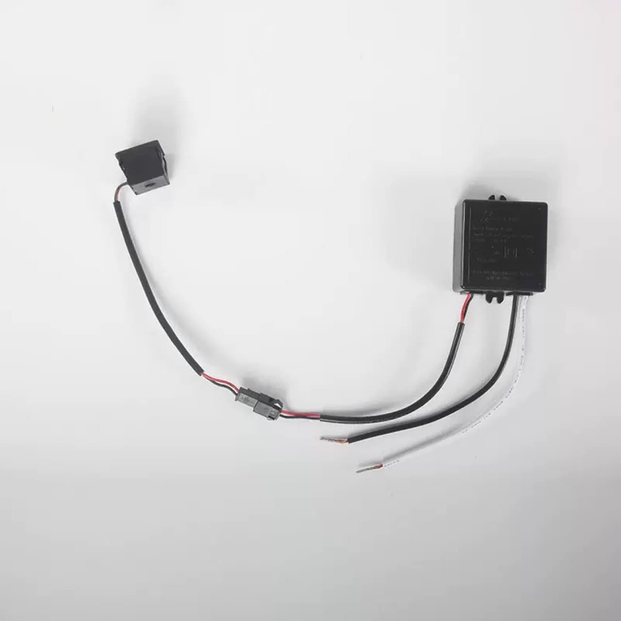 Direct Sales from Lighting Accessories Manufacturer: 5V 2.1A Dual-Port USB Desk Lamp Specific Fast Charger Adapter