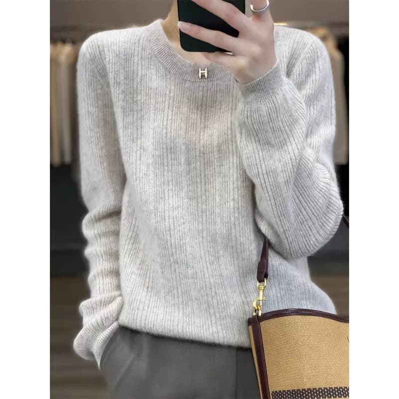 Round Neck Base Layer Top for Women Fall/Winter New Style Loose Slimming Sweater European Style Soft High-End Knit Top