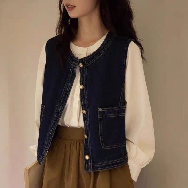 2025 Japanese Retro Denim Vest for Women Spring Layering Vest Outerwear Designed for Petite Figures Fashionable Sleeveless Jacket