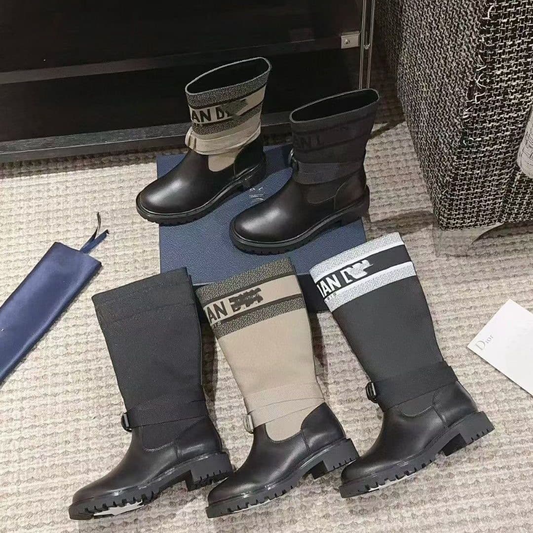 D Brand Slim Boots with Letter Embroidery and Color-Blocking, Knee-High Riding Boots for Petite Individuals, Motorcycle Boots