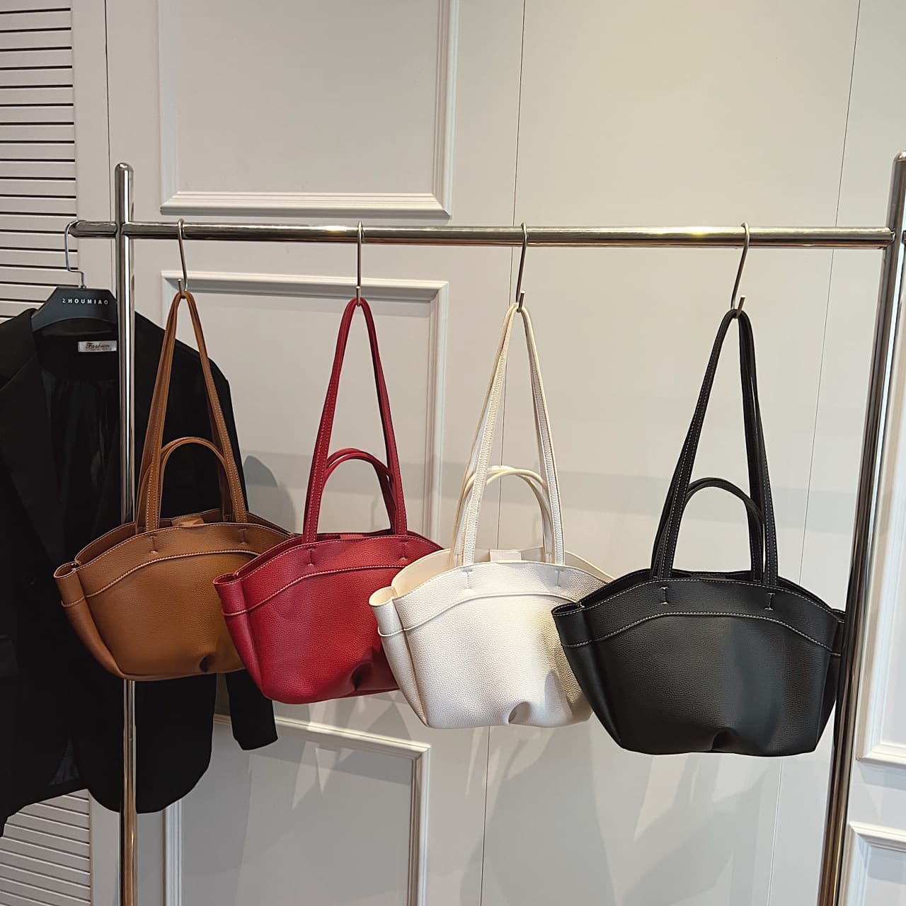 Cross-border brown tote bag for women 2024 new trendy large-capacity underarm shoulder bag fashionable commuter bag