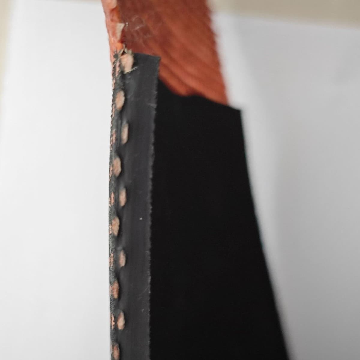 High-strength wear-resistant cow bedding rubber mats