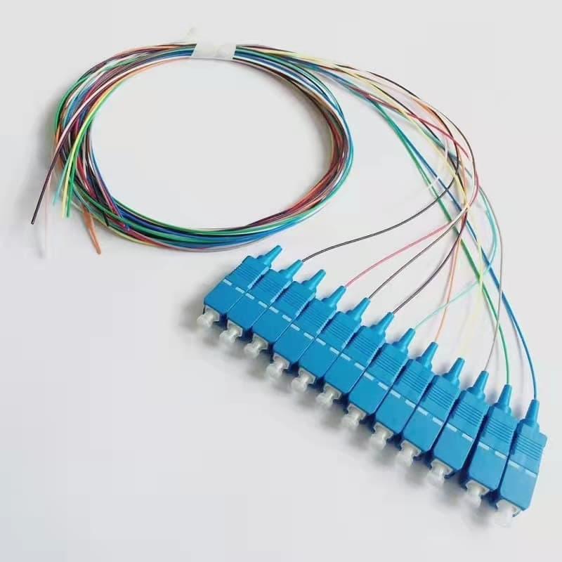 Factory direct sales of fiber optic patch cords, SC single-mode 12-color bundled pigtail patch cords, SC/APC pigtails, FC12FC pigtails.