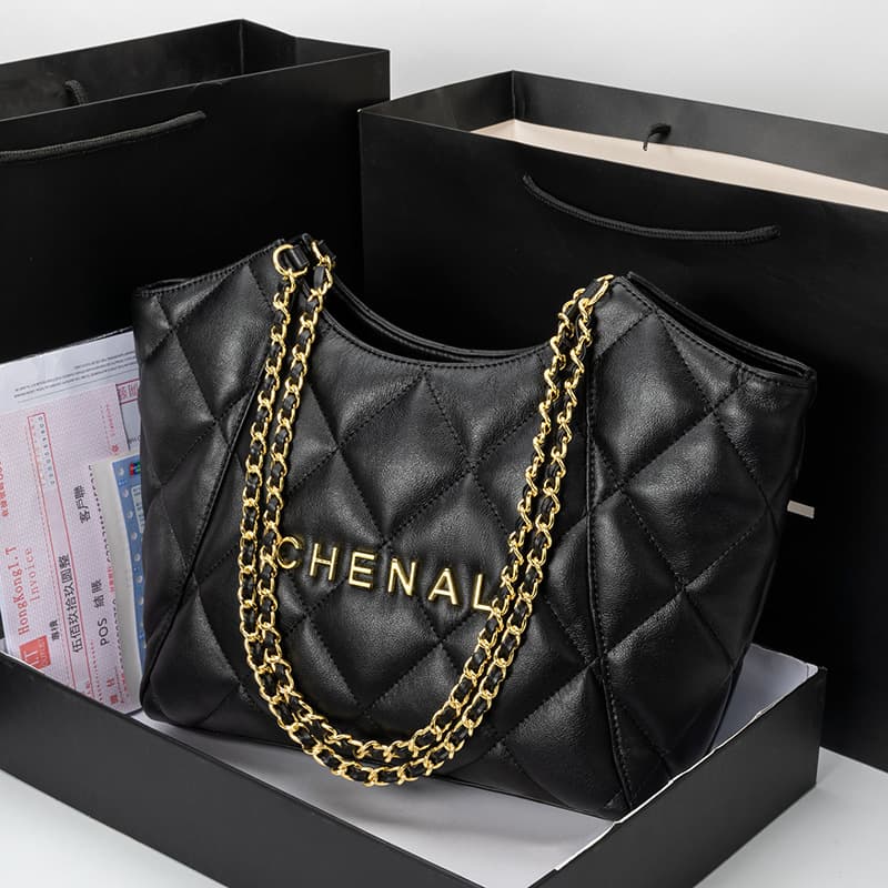 European and American Designer Diamond Large Capacity Tote Bag Women 2026 New Fashion High-end Genuine Leather Shoulder Crossbody Bag