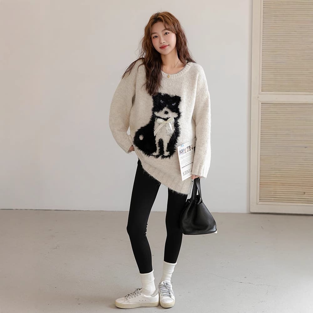 Autumn/Winter Maternity Sweater, Loose Fit, Mid-Length, Cartoon Dog, Knitted Base Layer, Casual, Stylish, Versatile
