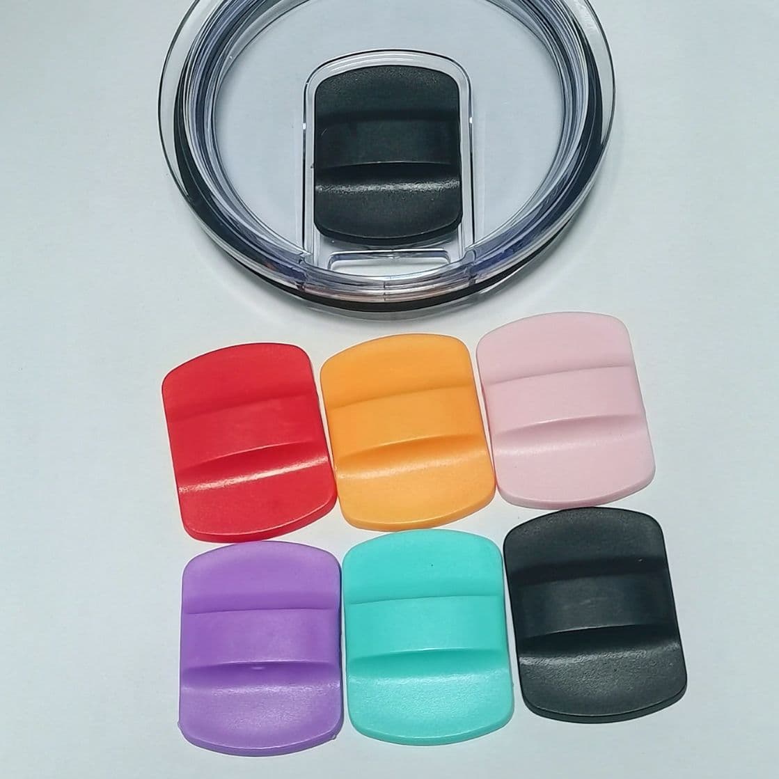 Cross-Border Ice Bully Cup Plastic Lid Magnet New 20oz Magnetic Suction Cup Eco-Friendly Car Cup Thermos Cup Magnet Push Tab