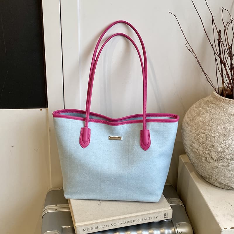 Versatile High-End Large Capacity Bag: Trendy Casual Solid Color Shoulder Bag, Fashionable Underarm Tote for Women