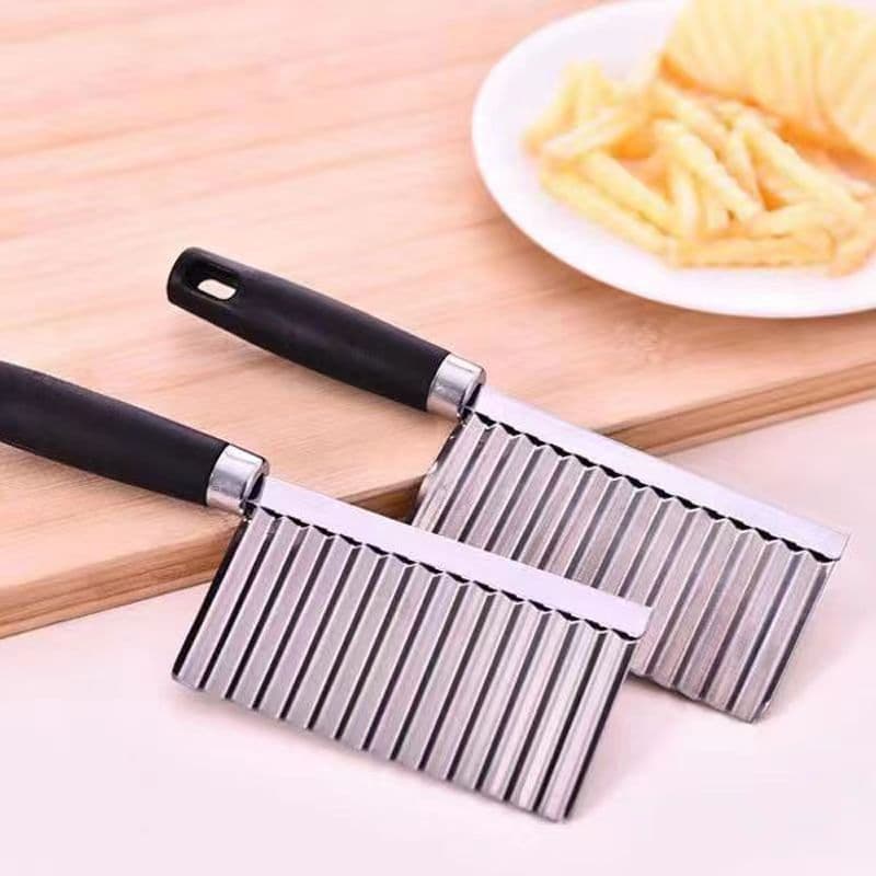 Kitchen Household Wavy Potato Cutter, Crinkle Cut French Fry Maker, Decorative Slicing Tool for Vegetables and Potatoes