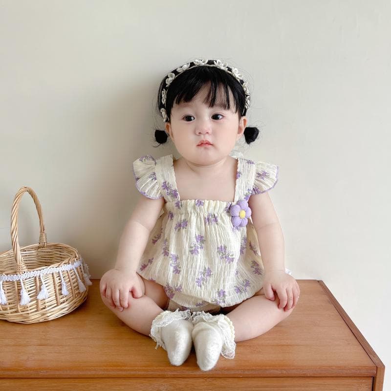 Summer newborn baby super cute jumpsuit baby double-layer sling triangle bag fart garment newborn flying sleeves bag fart garment