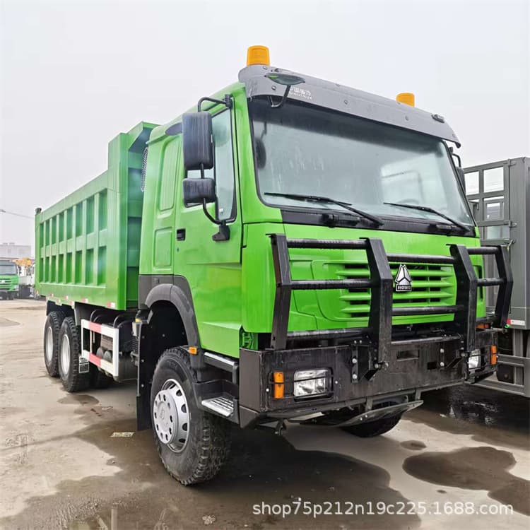 Cross-border Export Howo Dump Truck - National III Standard Large Pump 375 HP 6x4 Muck Transport Vehicle, Rear Tip Dump Truck