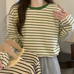 In Stock 2024 Early Spring New Loose Fit Slimming Black and White Striped Base Layer, Thin Round Neck Long-Sleeve T-Shirt for Women