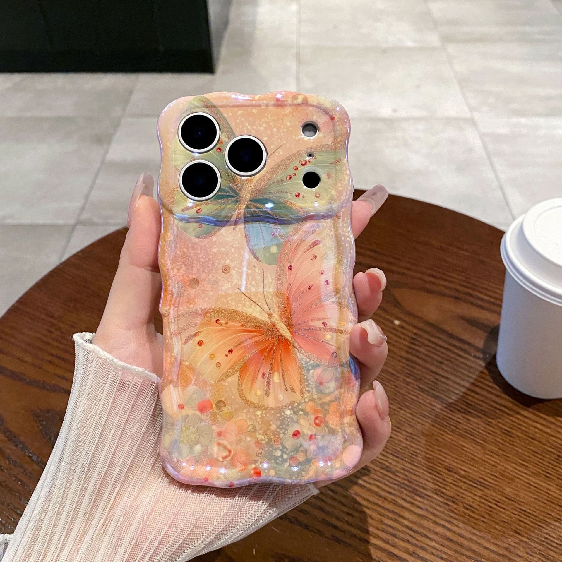 New Twisted Edge Blue Light Flower Case for iPhone 17, Apple 18 Pro Max Shockproof 17 Pro Women