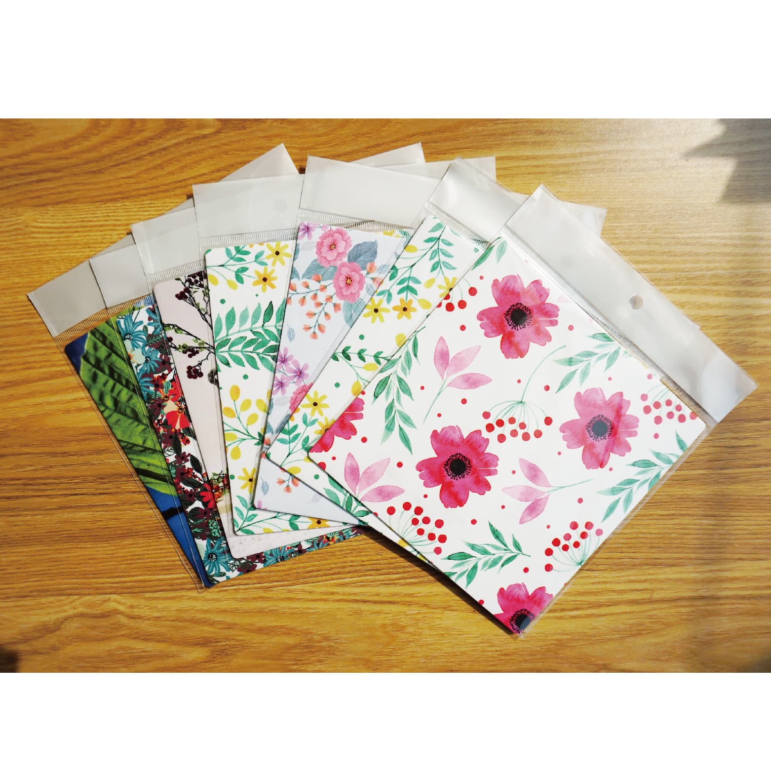 Portable Mouse Pad Anti-Slip and Wear-Resistant Travel Mouse Pad