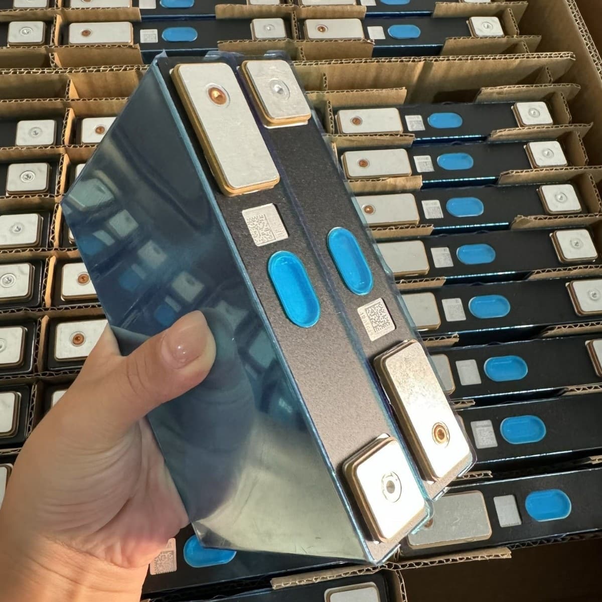 New Guoxuan 55Ah Ternary Lithium Battery 3.7V Aluminum Case Large Prismatic Cell for Power, Solar, and Electric Vehicles from Manufacturer