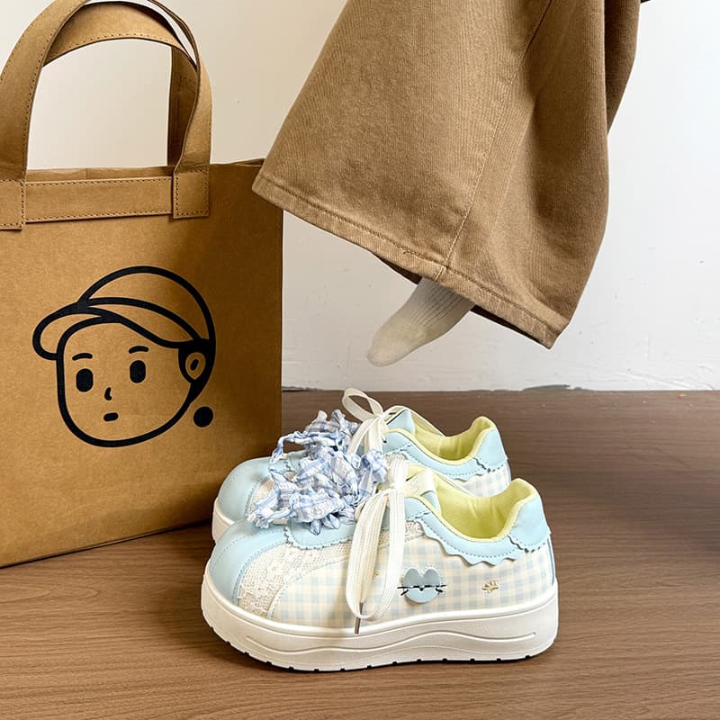 Thick Sole Plaid Color-Block Platform Sneakers for Women 2026 Autumn New Cute Doll Style Casual Shoes Versatile Height-Increasing