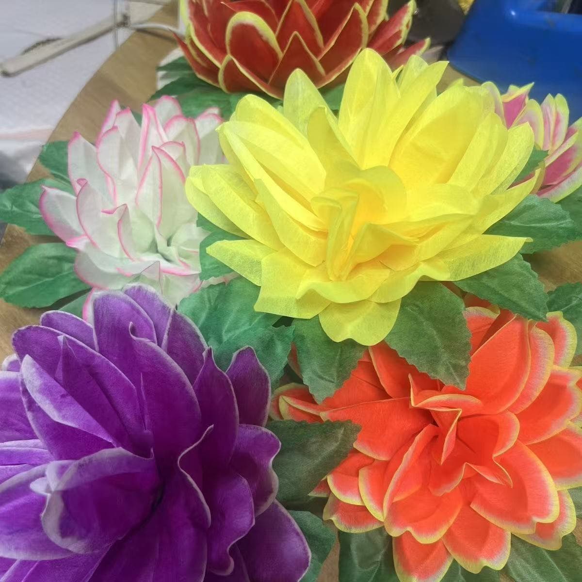 New artificial flowers 20cm lotus lantern, non-woven silk flowers with leaves, lotus flower manufacturer in stock