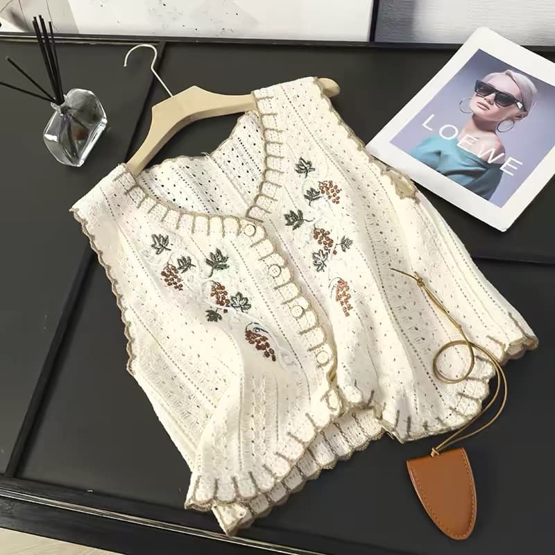 Korean style design bohemian embroidered stacked vest summer new temperament age-reducing versatile outer tops trendy