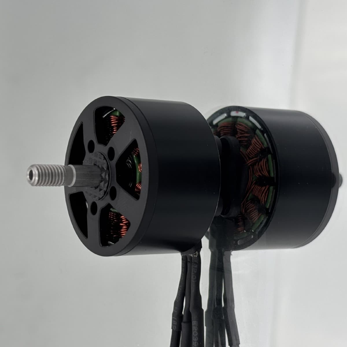 2807 1300KV Brushless Motor for FPV Drone Racing Multirotor High-Speed UAV Brushless Motor