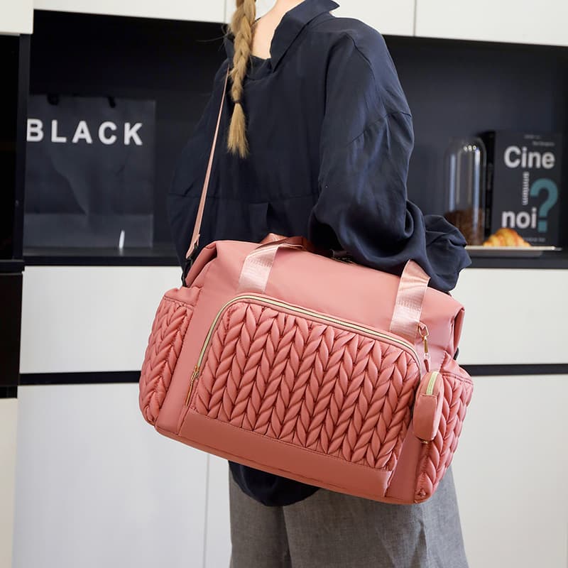 Mummy bag embroidery thread European and American multifunctional mother and baby bag large capacity single shoulder portable mother bag