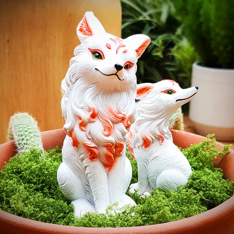 Fox ornaments, long-haired nine-tailed fox, succulent decorative accessories, courtyard waterproof, sunscreen, soft-haired cactus potted landscaping