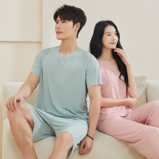 TikTok and Kuaishou Influencer Loose Women's and Couple's Pajamas Ice Silk Two-Piece Set Casual Loungewear Summer Sleepwear for Women