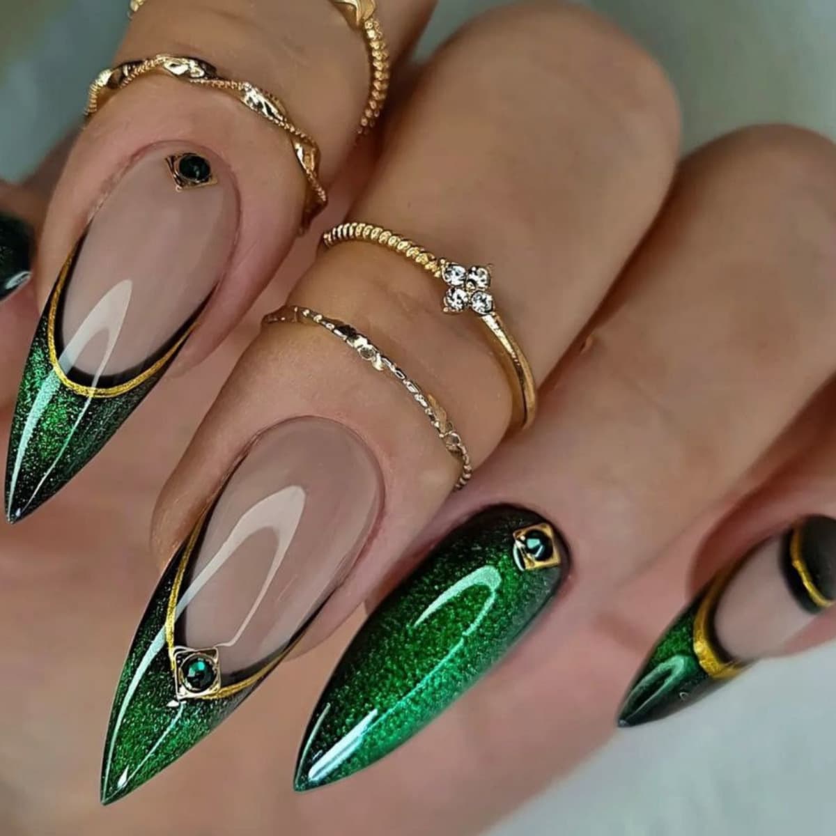 Green Fashion Rhinestone European American Ins Style Round Toe Almond Nail Simple and Stylish Removable Wearable Nails