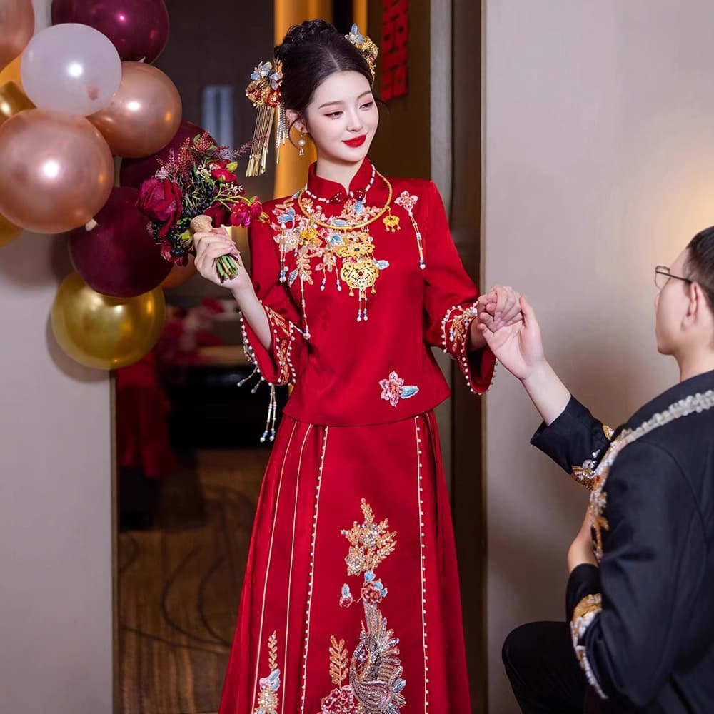 Red New Chinese-Style Cheongsam Wedding Toast Dress 2026 Spring New Fashion Bride Engagement Dress Return Door Set Xiuhe