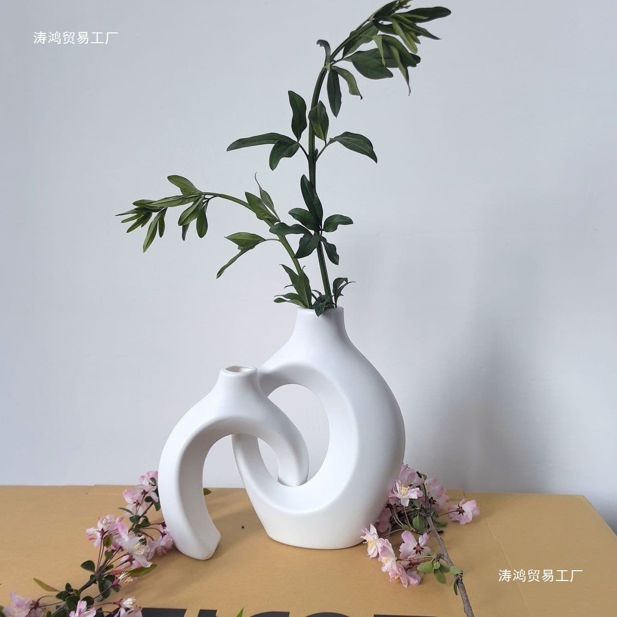 Plastic Imitation Ceramic Vase Decoration for Living Room Office Desktop Water Culture Vase Tabletop Ornament Nordic Style Flower Vessel