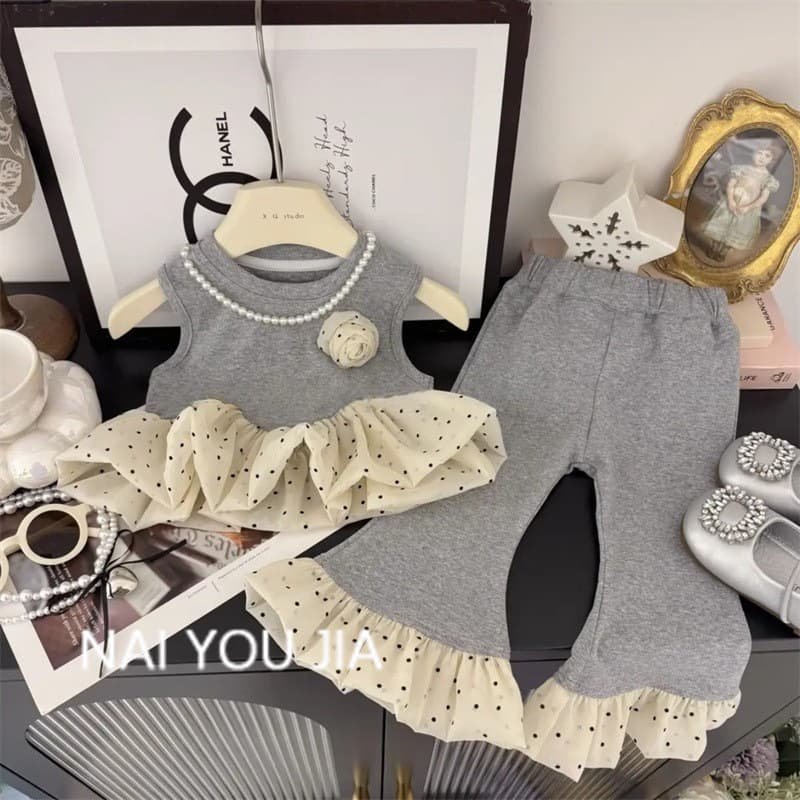 Summer New Fashionable Hebe Style Baby Girl Cream Set Thin Clothes Sleeveless Children's Clothing Set from Mainland China
