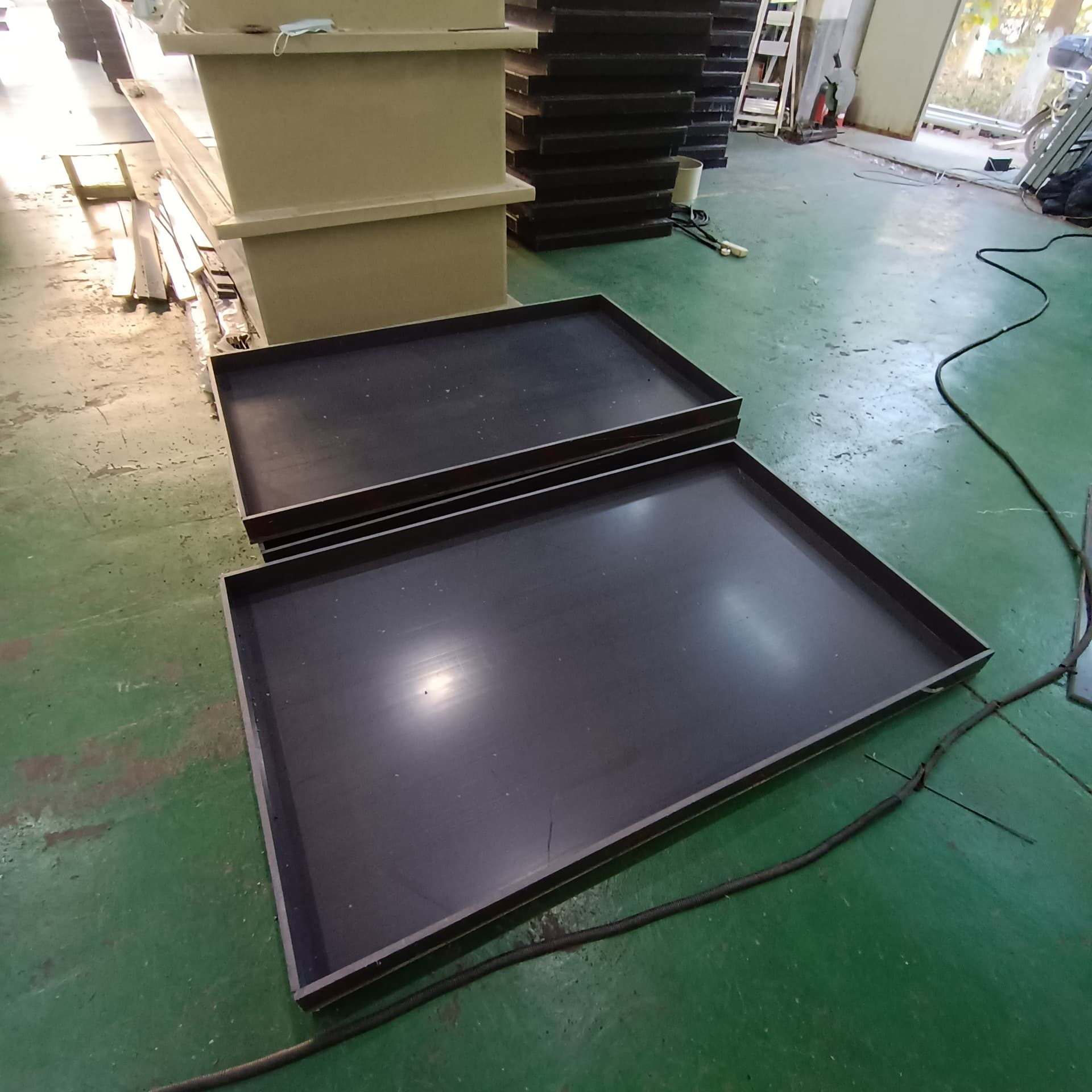 Customized air conditioning water collection trays, 5mm plastic water collection trays, pure white laboratory trays, specifications customizable.
