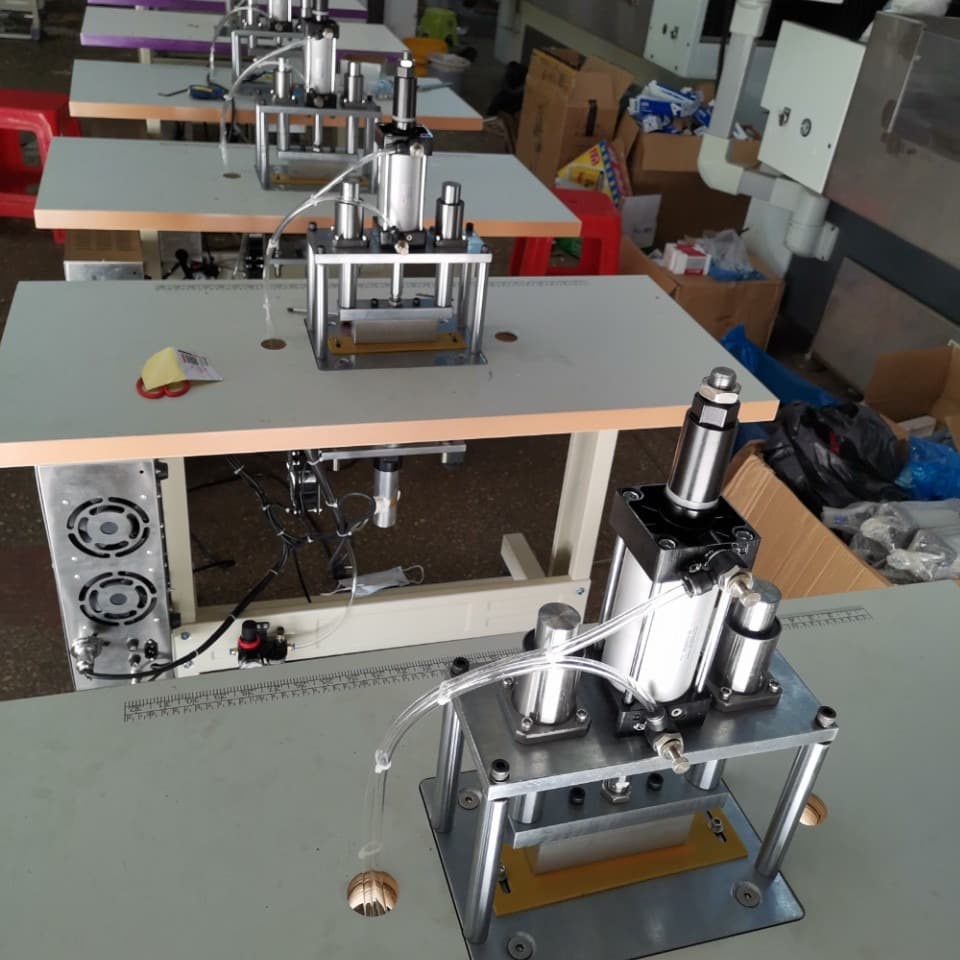 Source Factory KN95 Mask Sealing Machine, Edge Pressing Machine, Sealing Machine Direct Sales, Self-Produced and Self-Sold with Quality Assurance