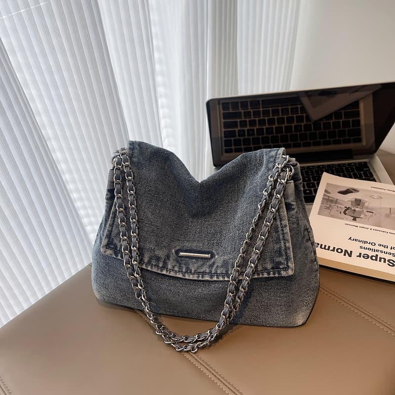 Premium Minimalist Denim Bag 2025 New Fashion Chain Shoulder Bag Casual Style Commute Versatile Underarm Bag