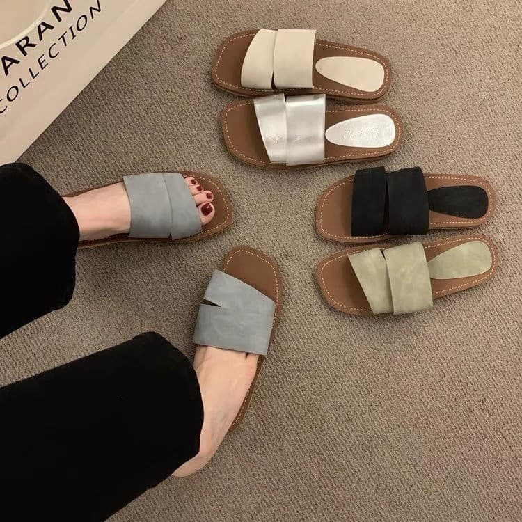 Unique Retro Square-Toe Open-Toe Flat Sandals for Women Summer Beach Vacation Boho Style