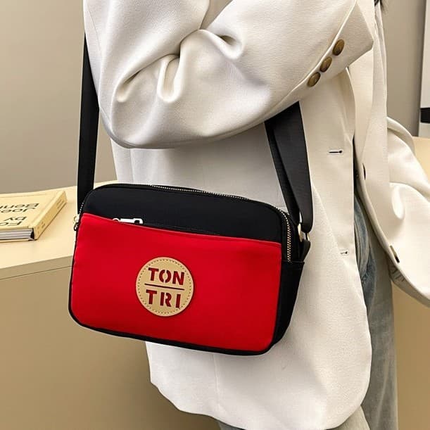 Multi-Compartment Shoulder Bag Crossbody Bag Lightweight Fabric Bag Oxford Cloth Women's Bag 2021 New Large Capacity Middle-aged Mother Bag