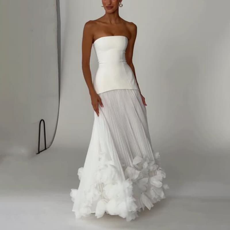 European and American Banquet Socialite Style Sleeveless Long Dress 2026 New Sexy Strapless Pleated 3D Petal High-Waist Dress