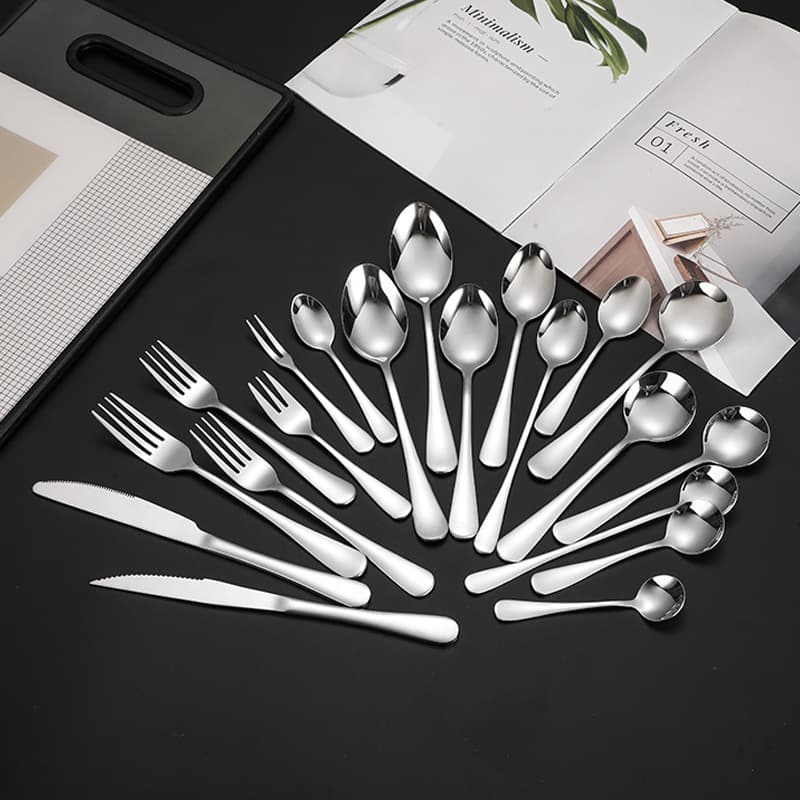 Thickened 304 stainless steel cutlery, knives, forks, and spoons; suitable for Western-style steaks, hotels, and other stainless steel dishes; laser-engravable logos available.