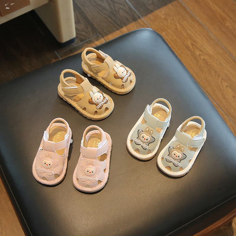 Children's Closed-Toe Sandals Summer Squeaky Shoes for 0-1 Year Old, Light-Up Walking Shoes for 1-2 Year Old Girls, Trendy Baby Shoes for Boys