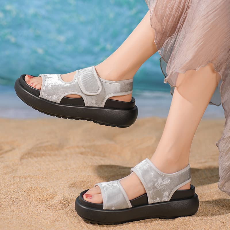 Thick-Soled Flat Sandals 2025 Summer New Women's Shoes Sports Beach Sandals Open-Toe Wide Strap Sandals