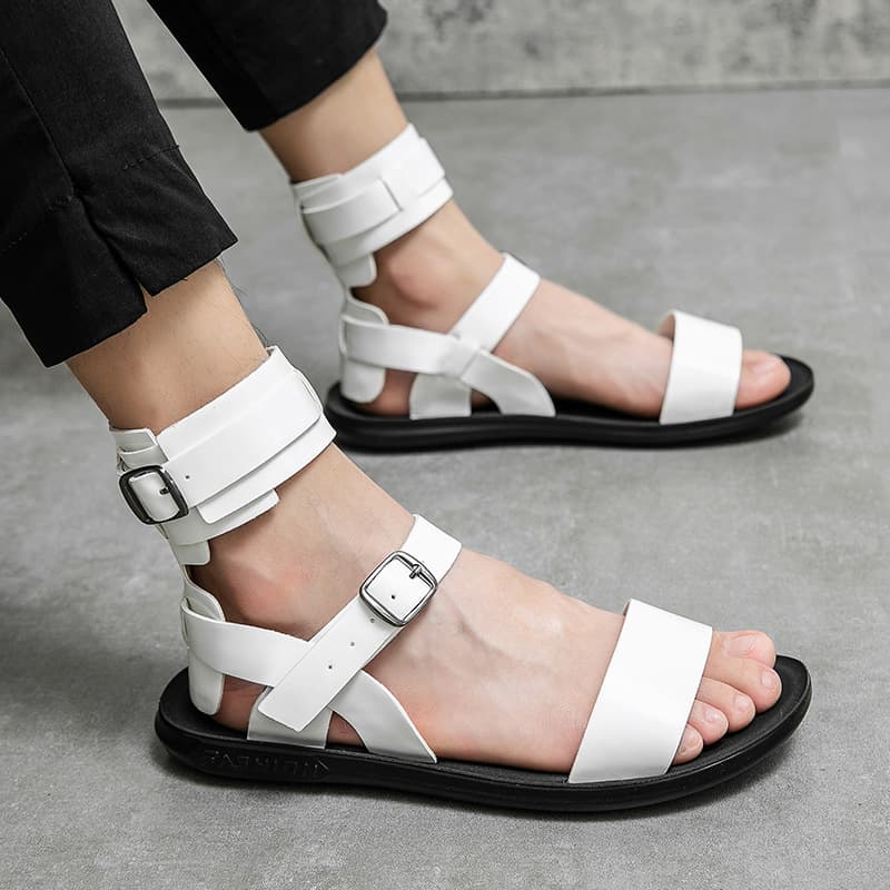 Cross-border Large Size Roman Style Casual Sandals for Men, New Summer Youth Outdoor Beach Shoes, Fashionable Slippers Wholesale