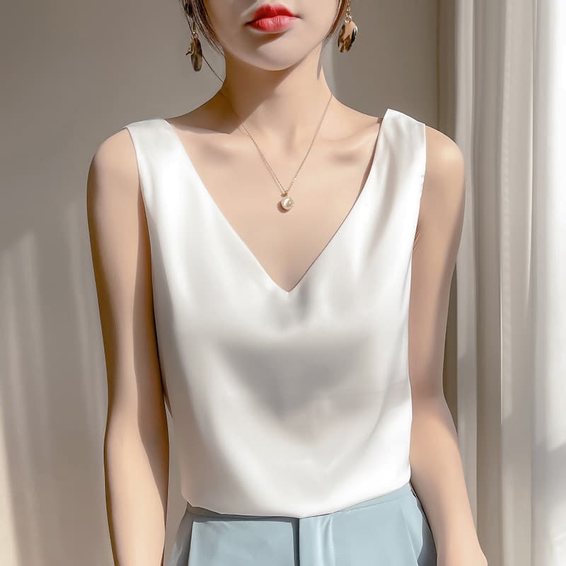 Cross-border 2025 Double Strap Fashion Cool Vest Women's Summer New Ladies Camisole V-Neck