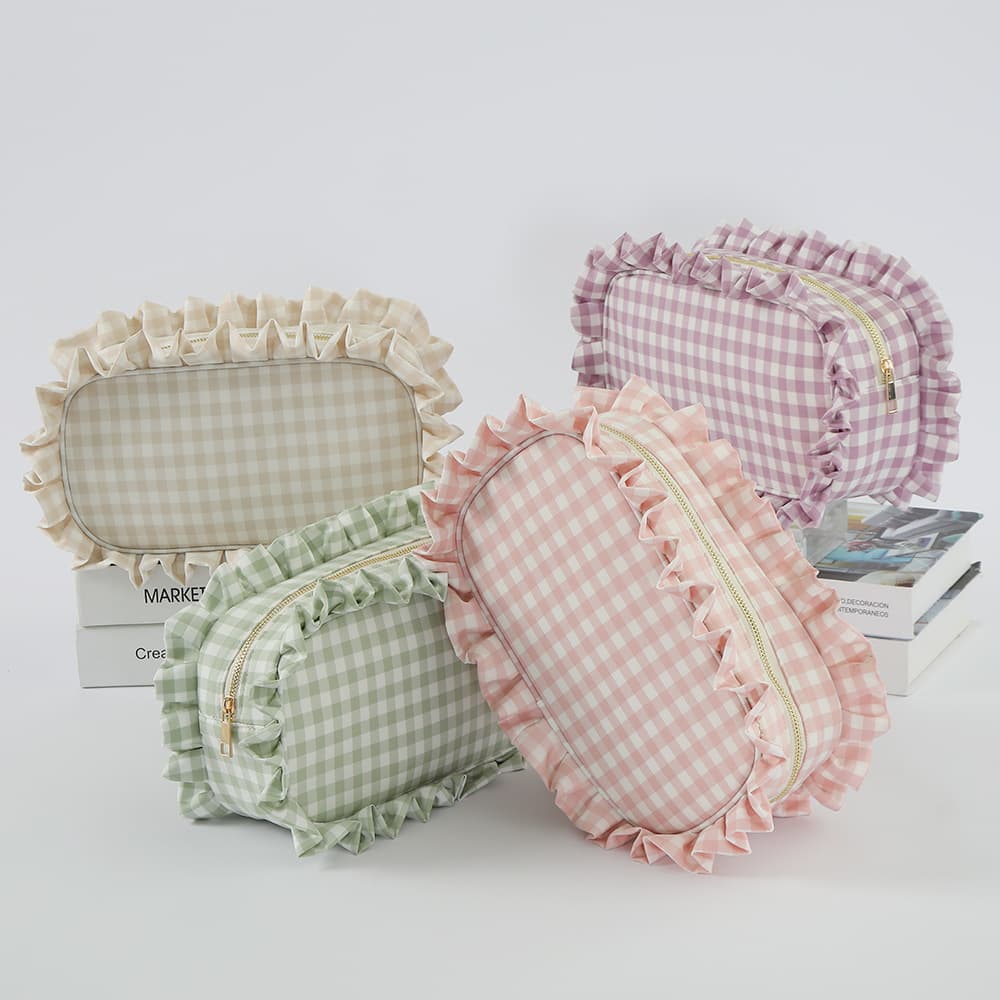 Cross-border travel waterproof portable zipper toiletry bag women's storage bag plaid ruffle pleated lace cosmetic bag