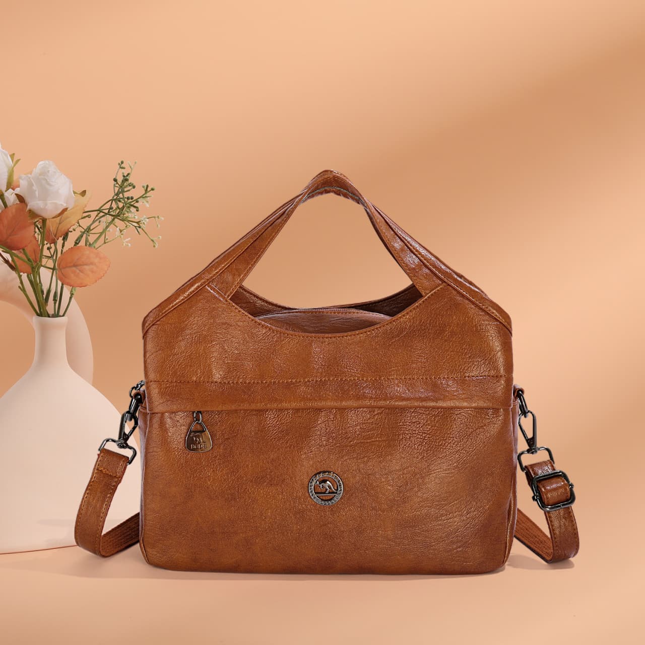 Retro fashion shoulder bag, high-end soft leather cross-body bag, large-capacity women's multi-layer casual simple armpit bag, handbag