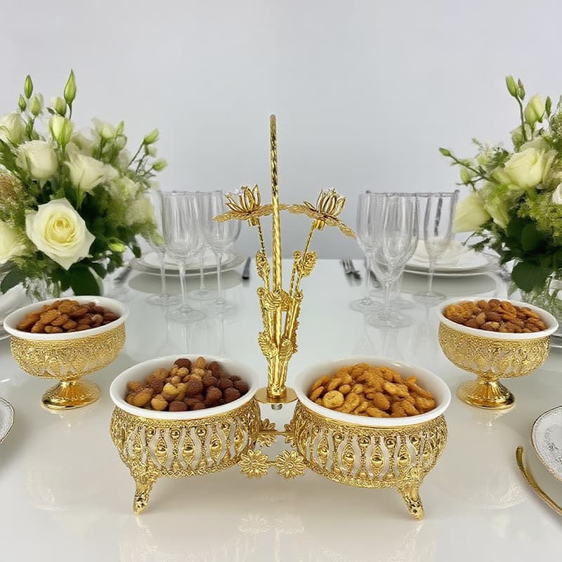 European Palace-style Luxury Gold Engraved and Hollowed-out Double Bowl Nut and Candy Serving Platter for Banquets