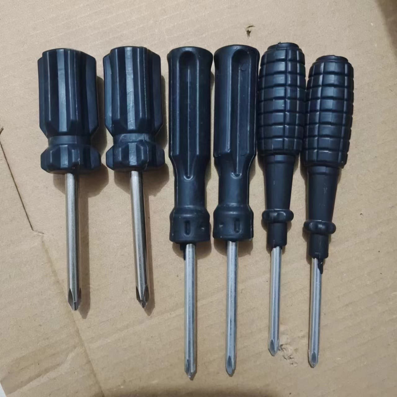 Turnip head screwdriver tool, cross head, single head, mini screwdriver with grenade handle.